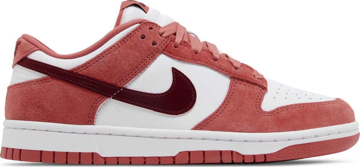 Dunk Low Valentine 2024 (W)